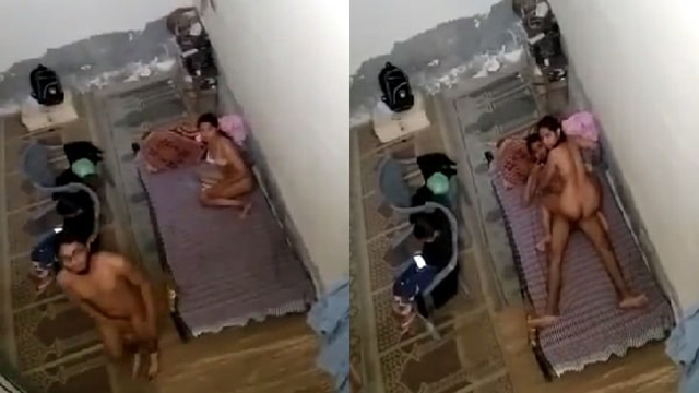 Girlfriend ko chodtte hue uske – bahan k saamne pakda gaya