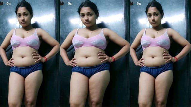 Cheater Tamil Wife Leaked Showing & Fucking