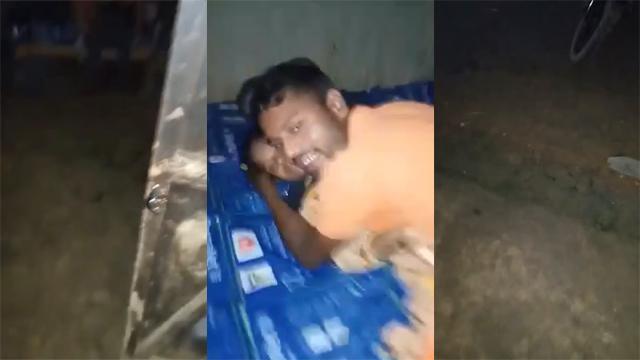 Chudai karte gaon ke chhora-chhori ka bana MMS Vdo