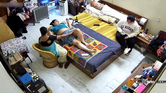 Desi Milf Changing Room Spy Cam Viral Video